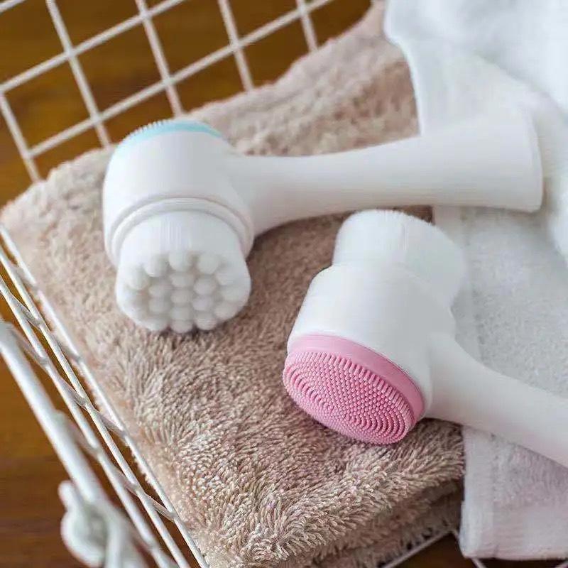 Spazzola per Pulizia del Viso  - Silicone Face Scrubber Electric recensione e prezzo